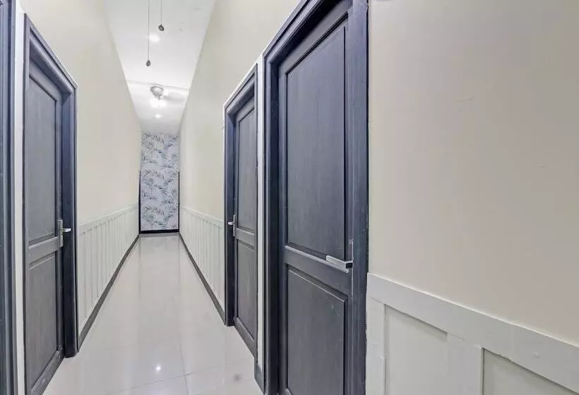 Hotelli Capital O 90811 Myhome