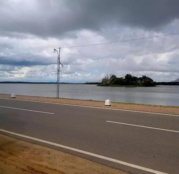ホテル Coconut Island Yala