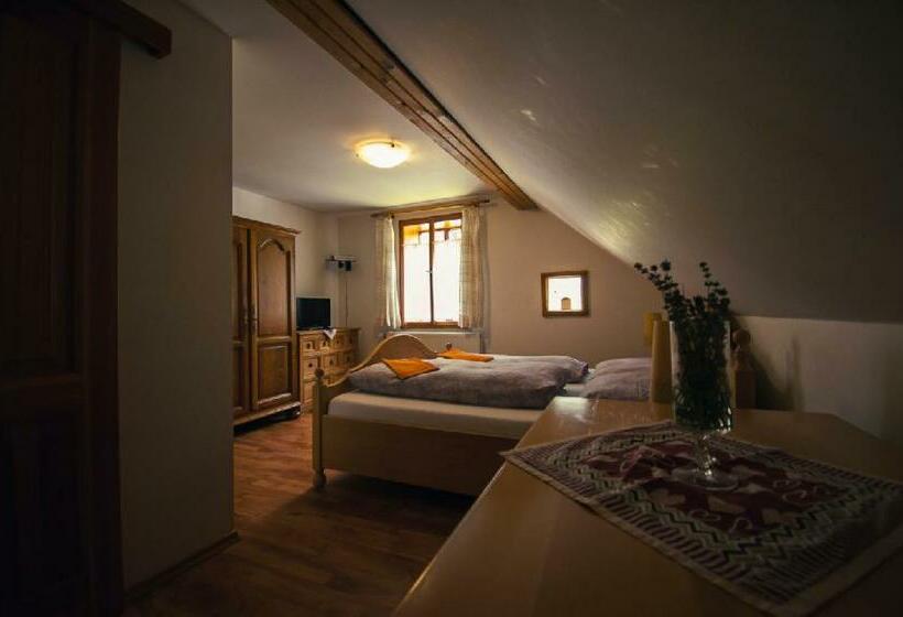 Panzió Chata Myšák