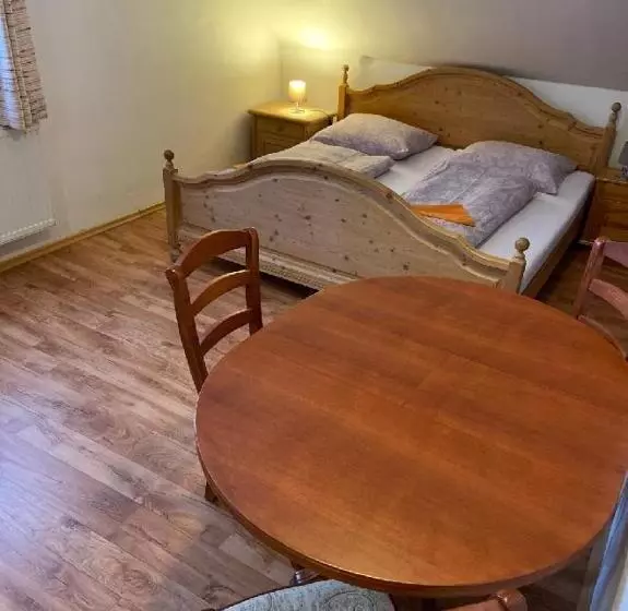 Majatalo Chata Myšák