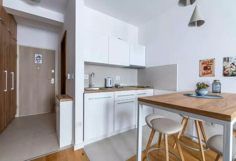 استراحتگاه Vidik Residence