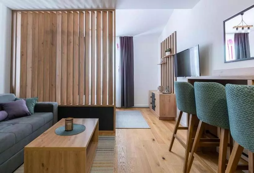 استراحتگاه Vidik Residence