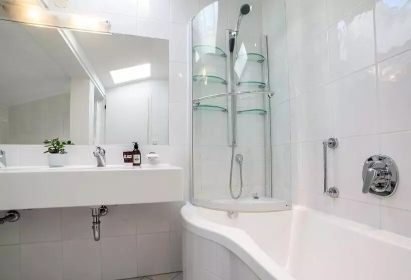 Boutique Hotel Olympia