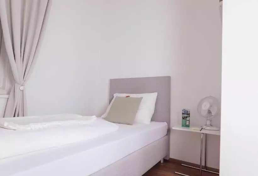 Cityhotel Am Domplatz Self Checkin