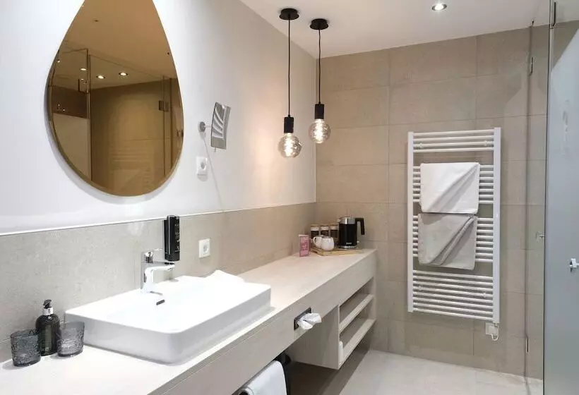 Die Arlbergerin Limitless Escapes