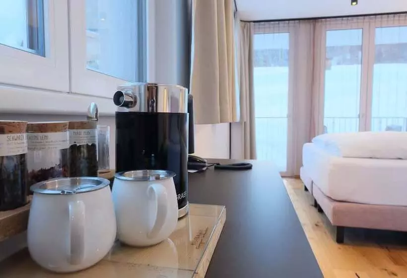 Die Arlbergerin Limitless Escapes