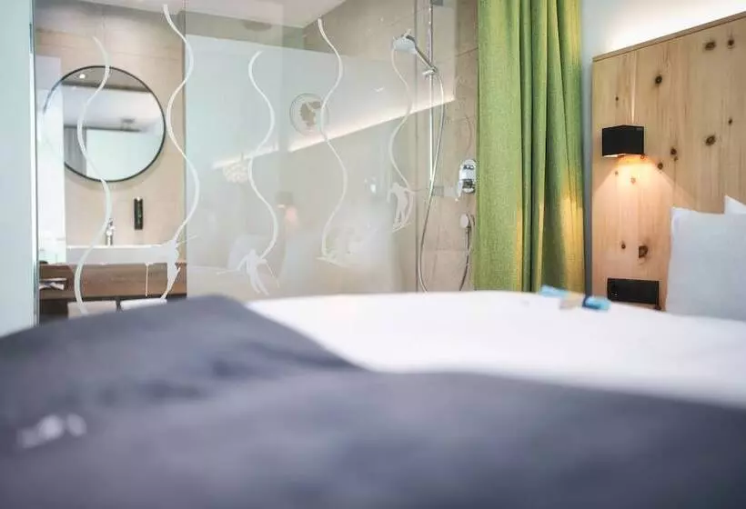 Die Arlbergerin Limitless Escapes