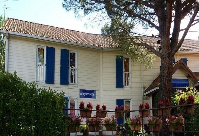 ホテル Ad Cyber Hôtel