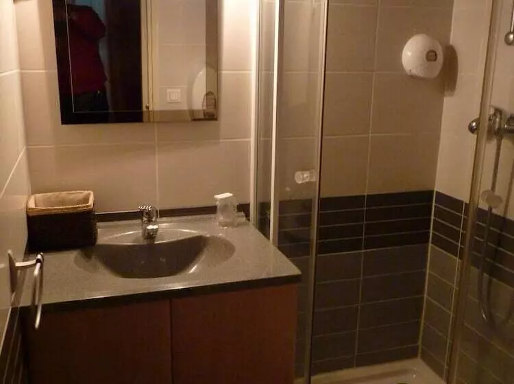 호텔 Ad Cyber Hôtel