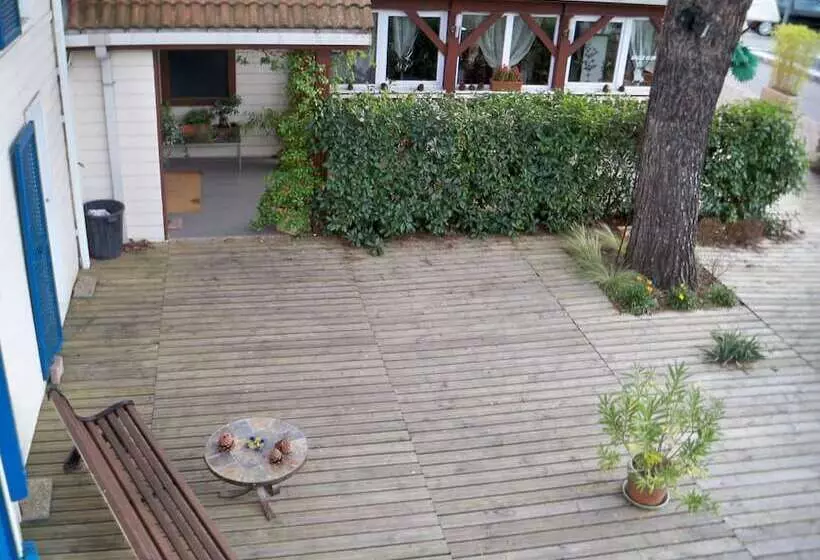 호텔 Ad Cyber Hôtel