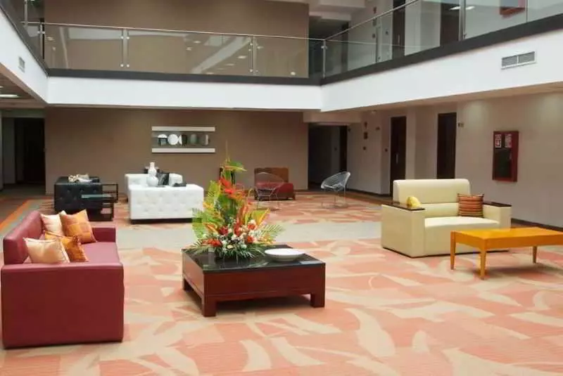 ホテル Altamira Village