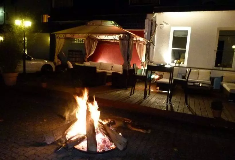 ホテル Avantgarde