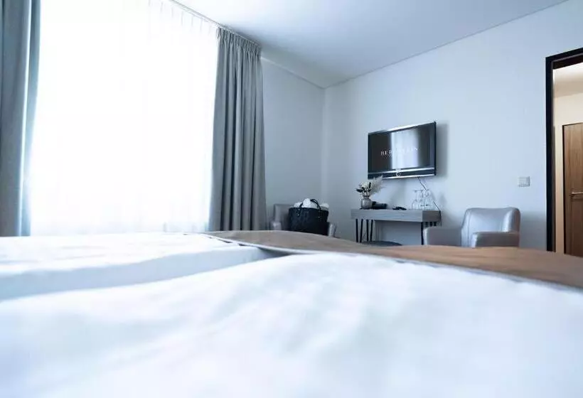 Отель Bernstein Salzlandcenter