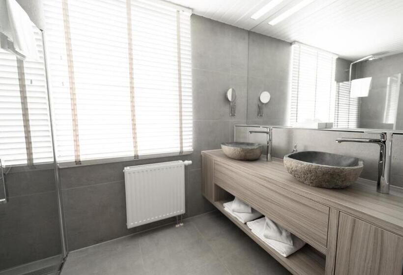 Отель Bernstein Salzlandcenter