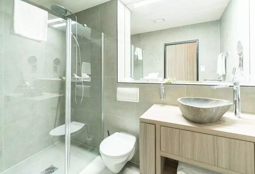 Отель Bernstein Salzlandcenter