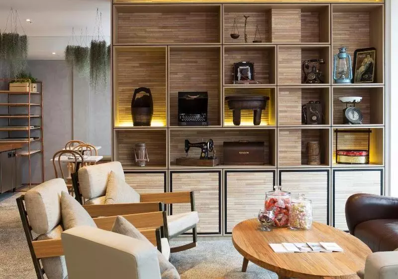 Hotelli Clover 769 North Bridge Road