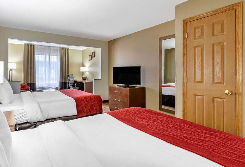 فندق Comfort Inn & Suites Cedar Rapids North  Collins Road