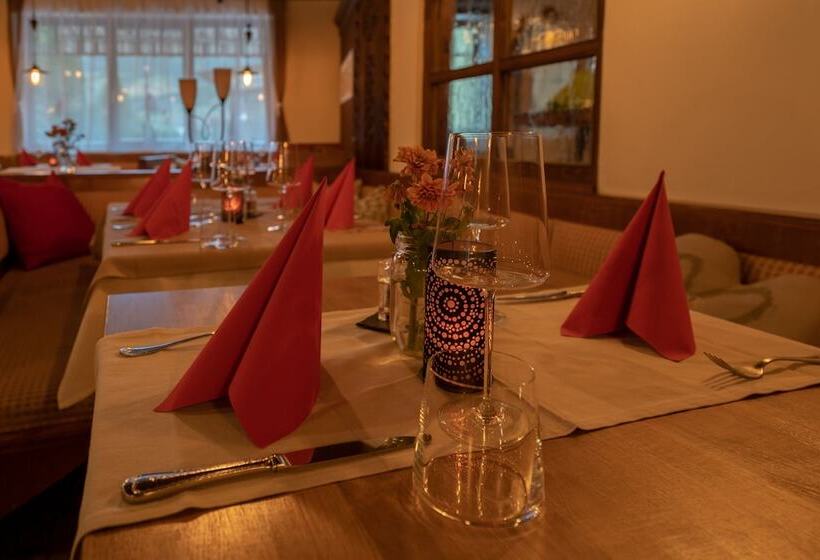 فندق Gasthof Eschbacher