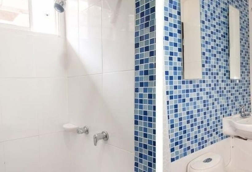 Отель Golden House