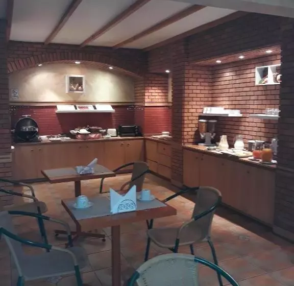 هتل Hosteria Las Pircas