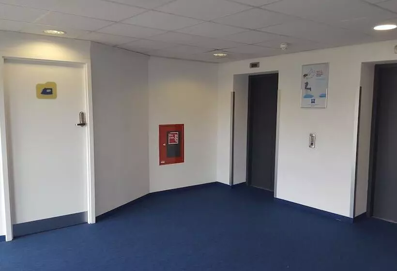 هتل Ibis Budget Leeds Centre Crown Point Road