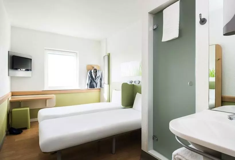 هتل Ibis Budget Leeds Centre Crown Point Road