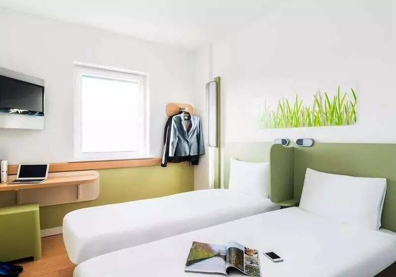 هتل Ibis Budget Leeds Centre Crown Point Road