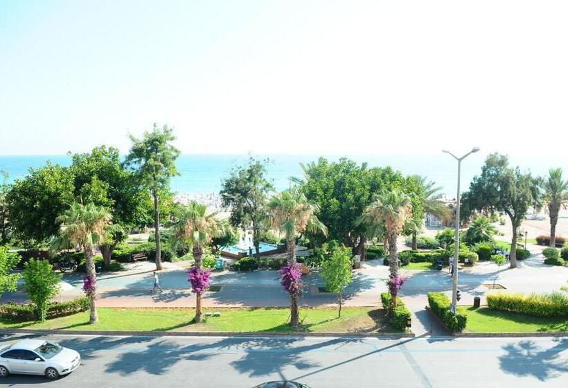 בית מלון כפרי Kleopatra Beach Yildiz
