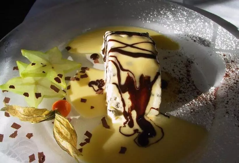 ホテル Neustifter