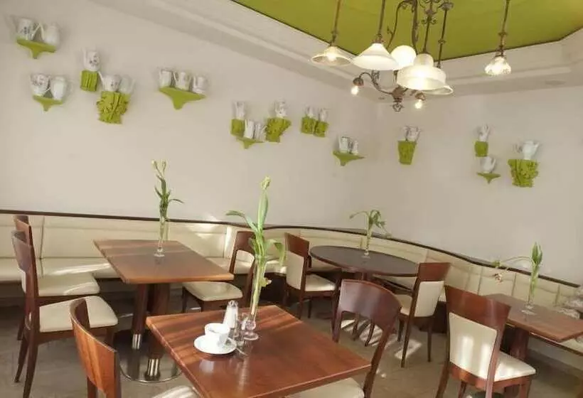 ホテル Pfeiler S Bürgerstüberl