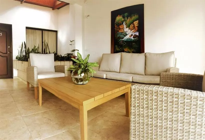 호텔 Riviera Plaza