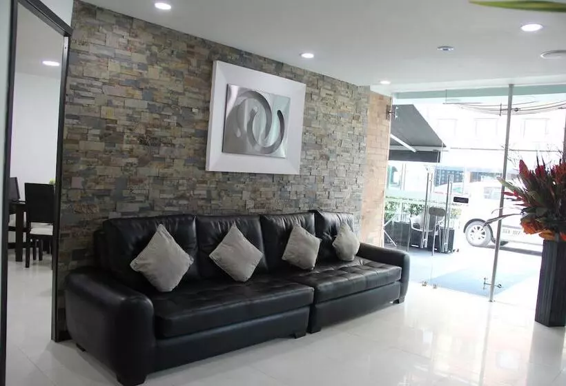 Hotelli Santafe Real