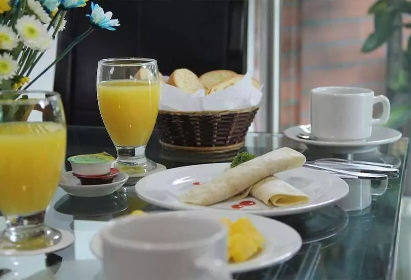 Hotelli Santafe Real