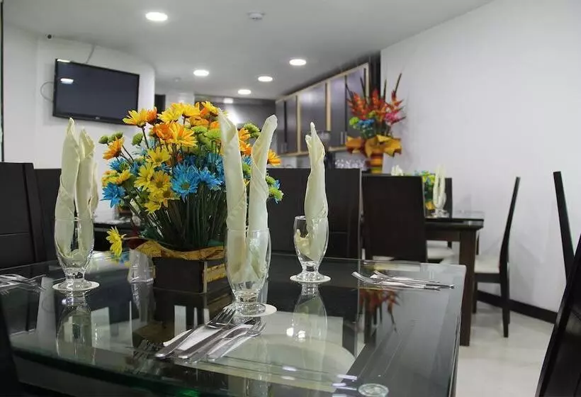 Hotelli Santafe Real