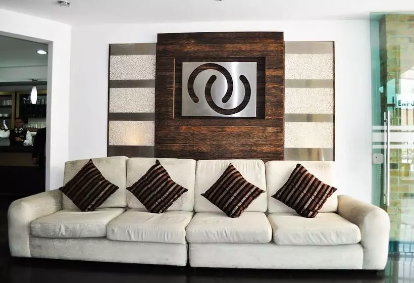 Hotelli Santafe Real