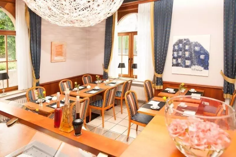 Отель Schutzenburg