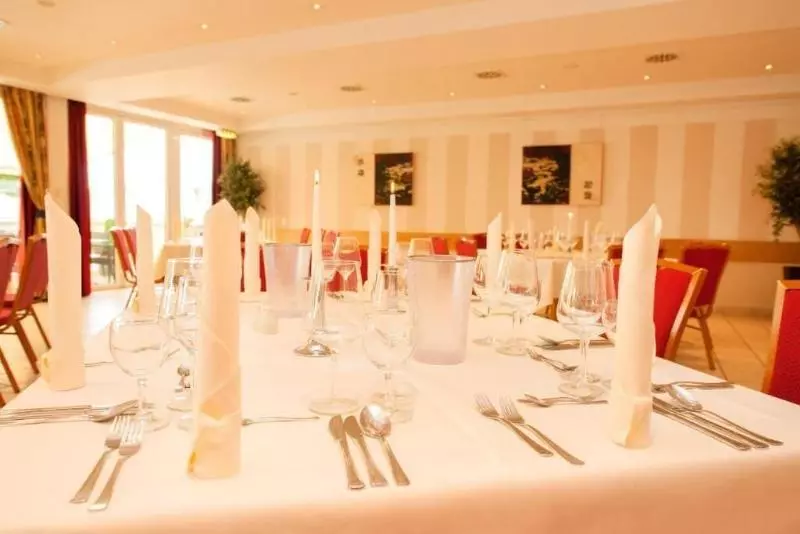 Отель Schutzenburg