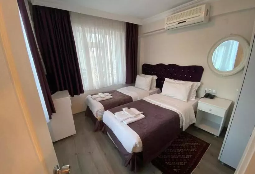 Spinel Hotel   Old City