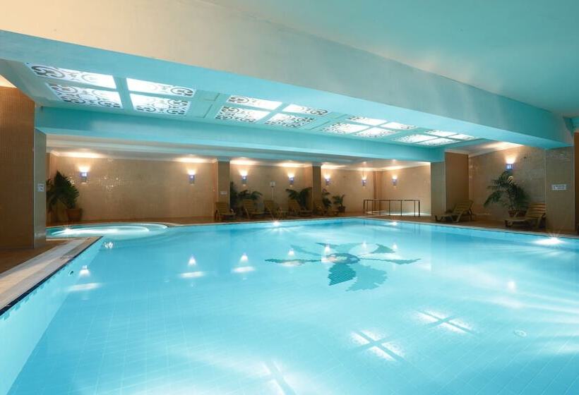 Insula Resort & Spa   All Inclusive