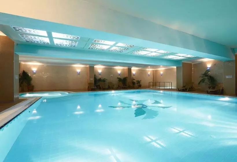 Insula Resort & Spa   All Inclusive