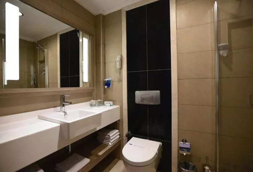 Insula Resort & Spa   All Inclusive