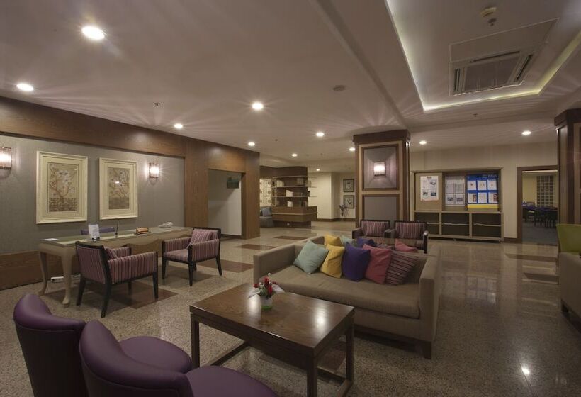 Insula Resort & Spa   All Inclusive