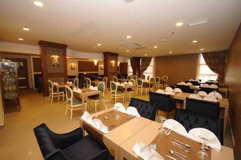 Insula Resort & Spa   All Inclusive