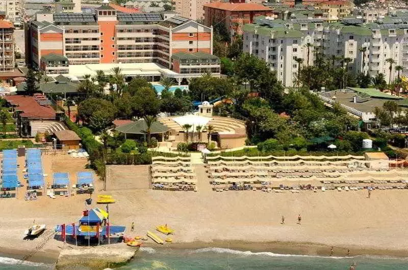 Insula Resort & Spa   All Inclusive