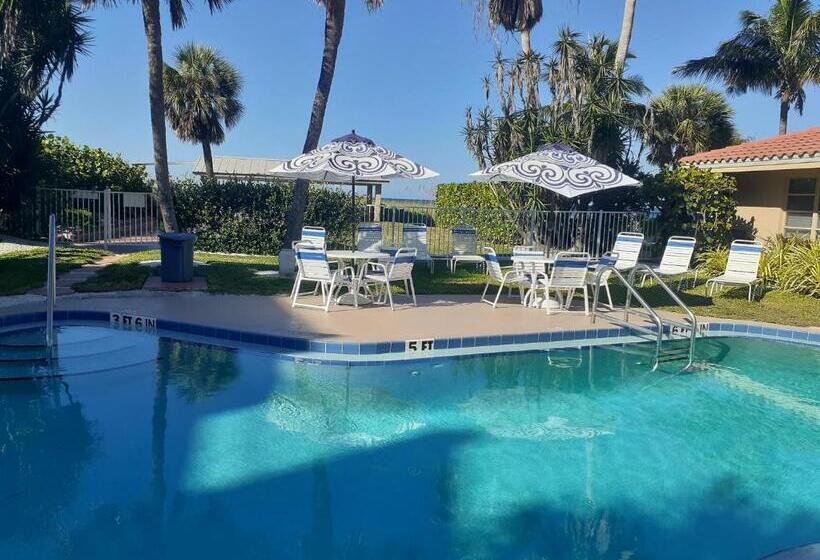 Курорт Turtle Crawl Inn  Longboat Key