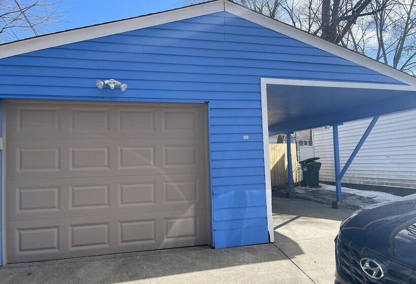 مبيت وإفطار Blues House