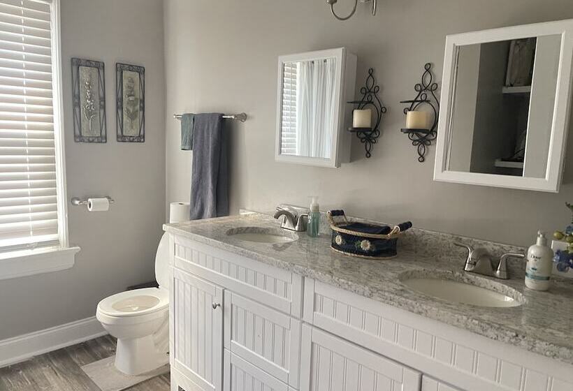 مبيت وإفطار Blues House