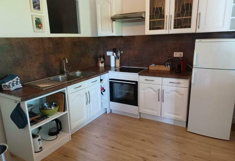 تختخواب و صبحانه Domaine L Esprit D Antan