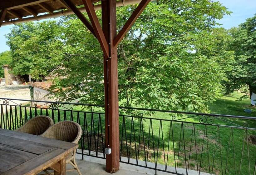 تختخواب و صبحانه Domaine L Esprit D Antan