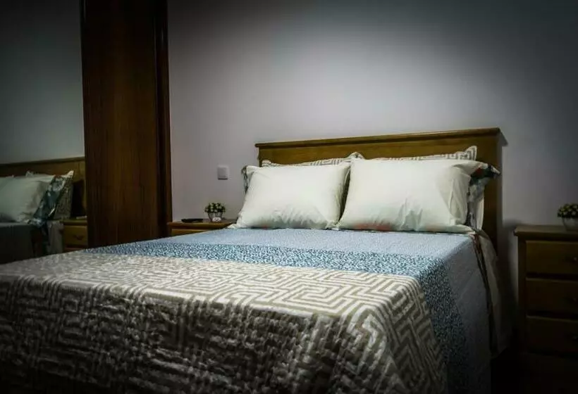 Hostel Encostas Do Douro
